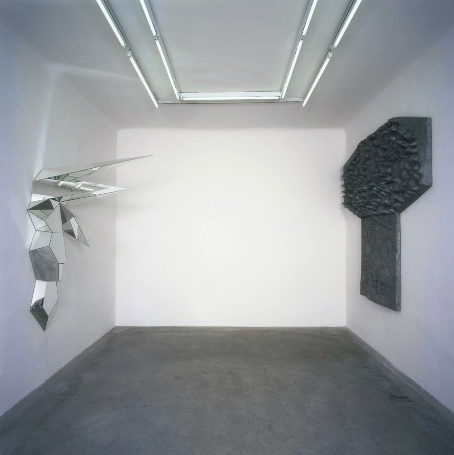 Giuseppe Gabellone Ausstellungsansicht, Galerie Martin Janda, 2005