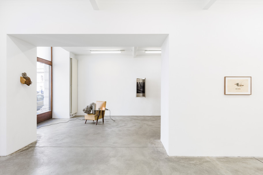  Yu  Ji Unseen Gesture, exhibition view, Galerie Martin Janda, 2021 
