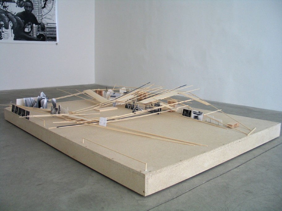 Jakob Kolding Untitled, 2006 Wood, paper, glue approx. 200 x 150 cm 