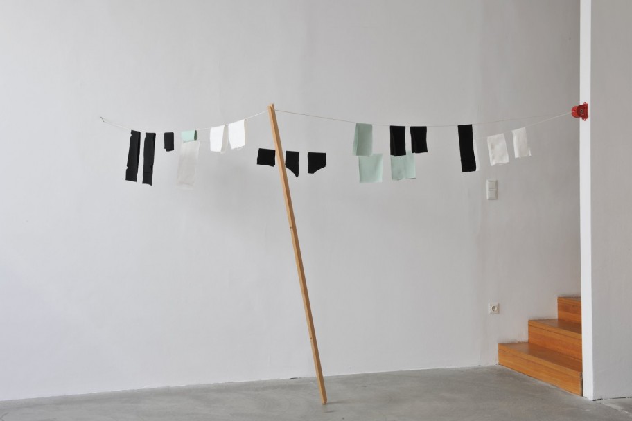 Joe Scanlan Möbel (wite trash), 2011enamel-painted metal, string, fabric, galvanized steel, wood 200 x 350 x 75 cm 
