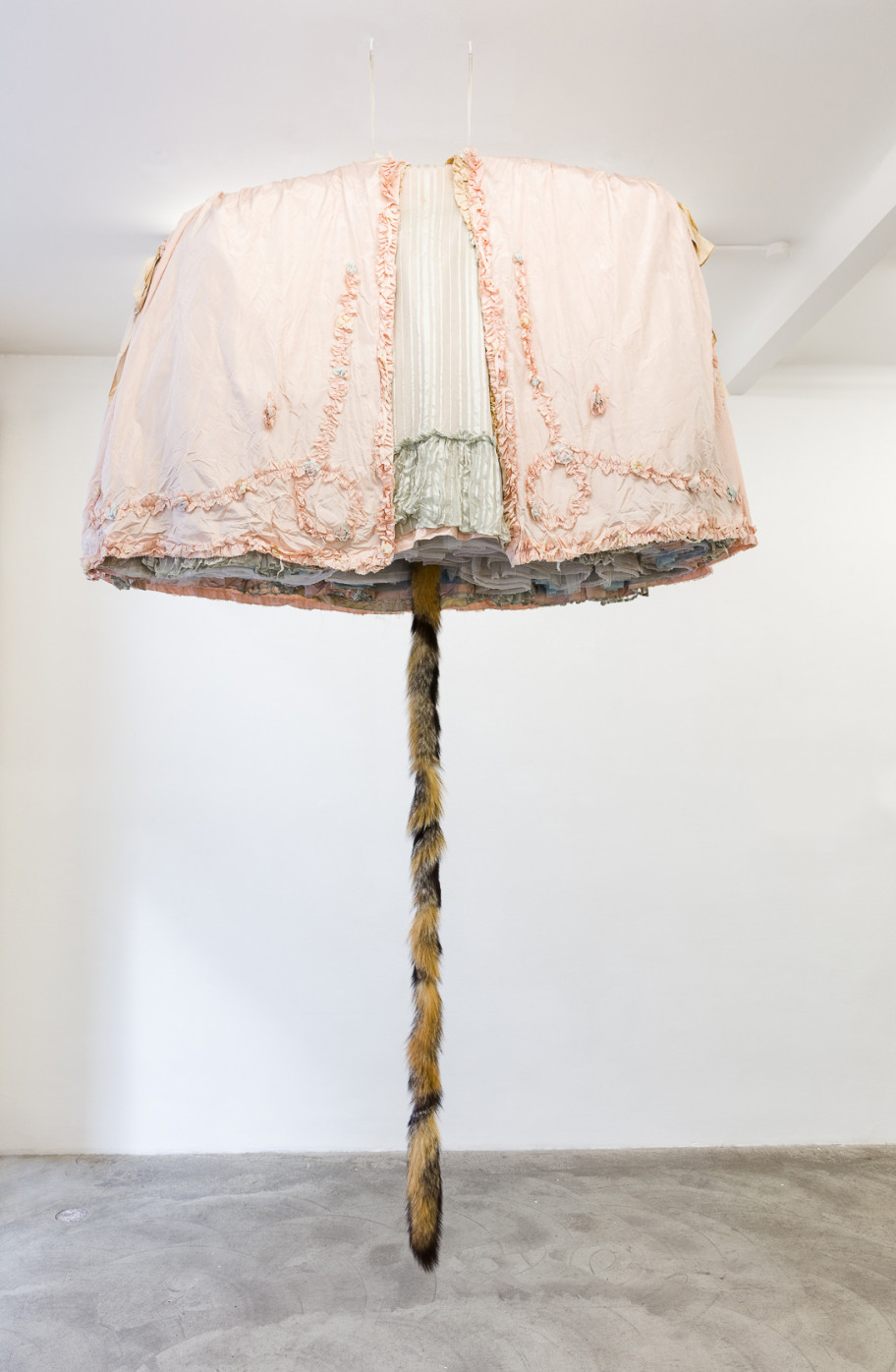 Sophie Jung  The Queen, 2020 the ancient regime’s lower half (fabric), hyena’s tail 270 x 110 x 40 cm 
