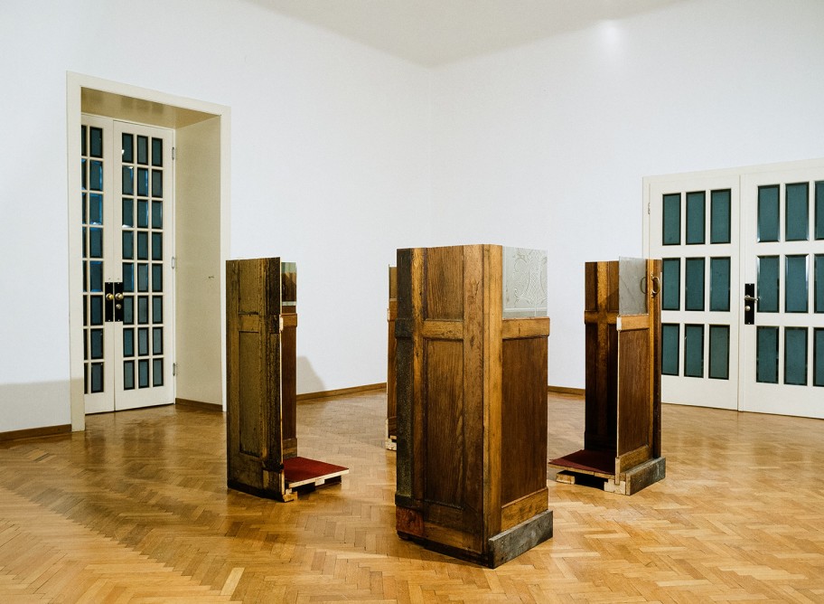 Carsten Höller  Ausstellungsansicht, Raum Aktueller Kunst, 1997 