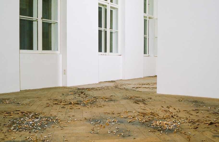 Keiko Sato  Ausstellungsansicht, Raum Aktueller Kunst, 1996 