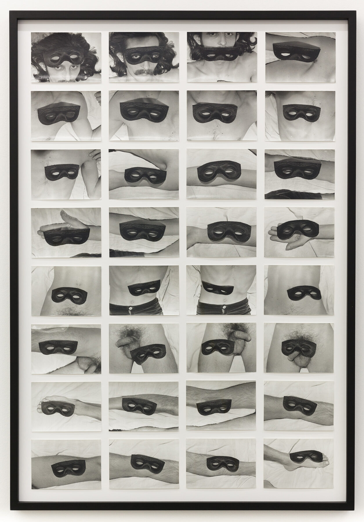 Mladen Stilinović, Tijelo (Body), 1977